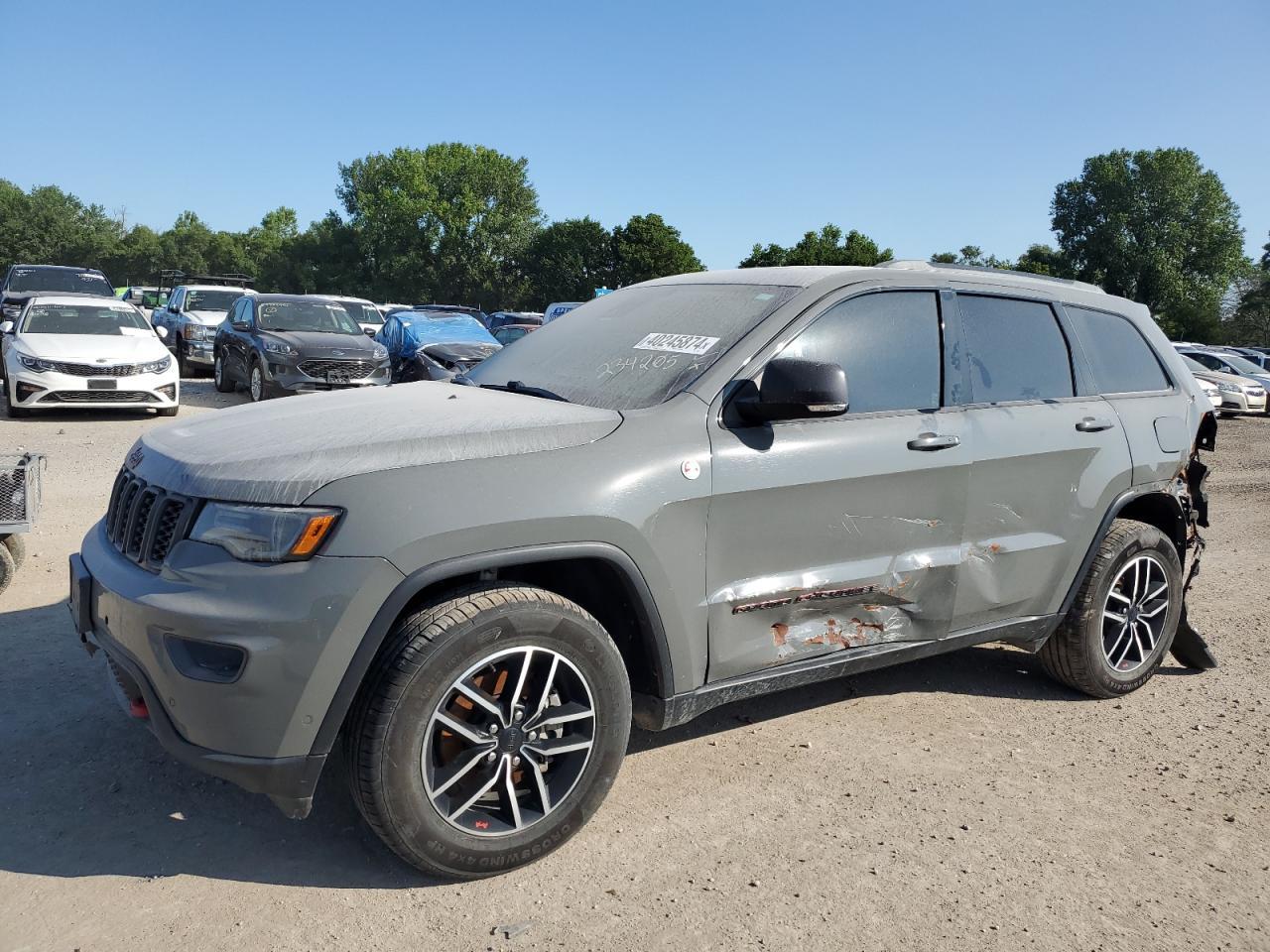 2020 Jeep Grand Cherokee 1