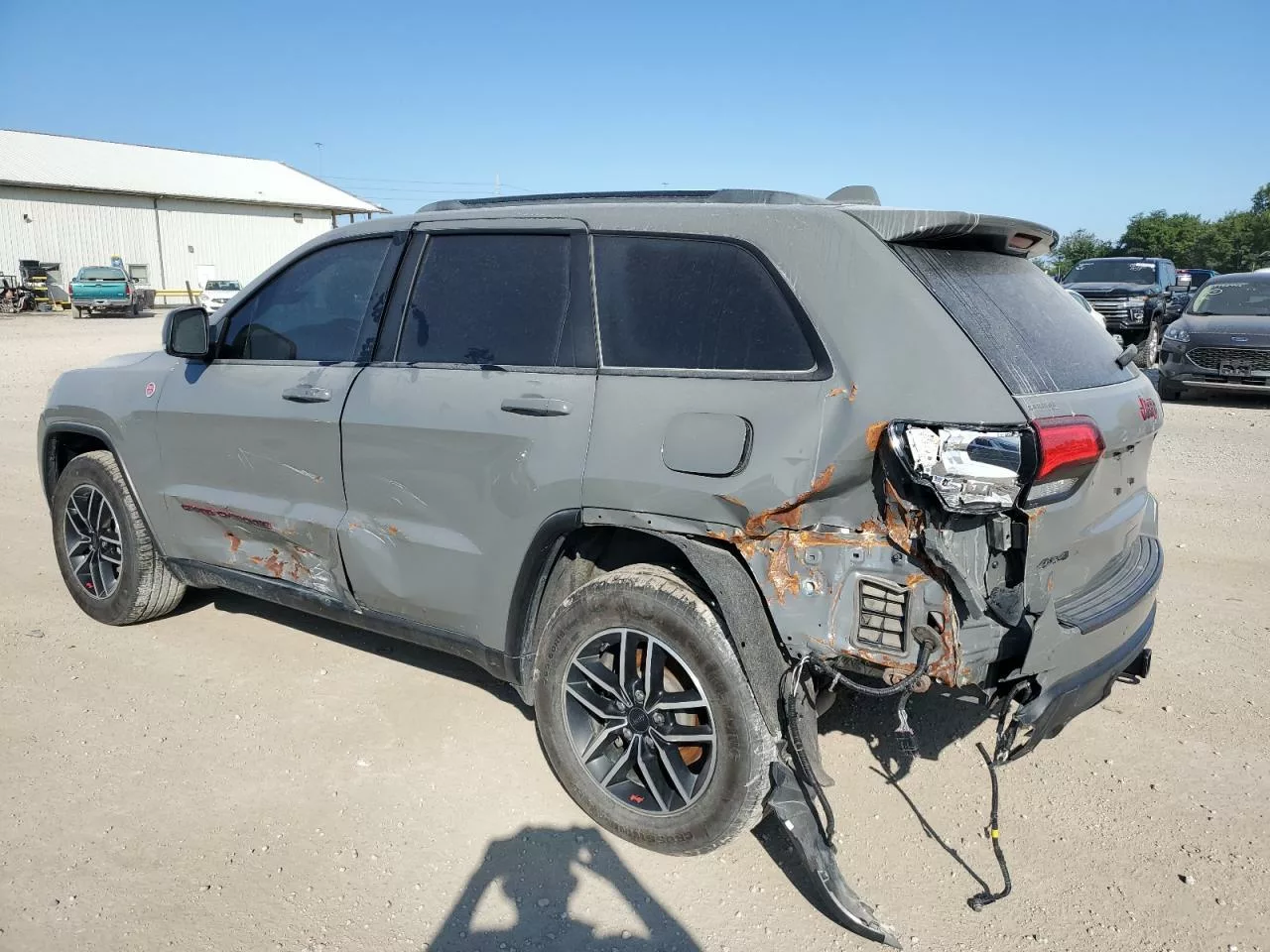 2020 Jeep Grand Cherokee 2